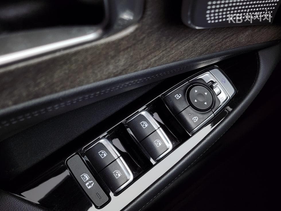 Kia K8 Hybrid1.6 Turbo Noblesse - 15