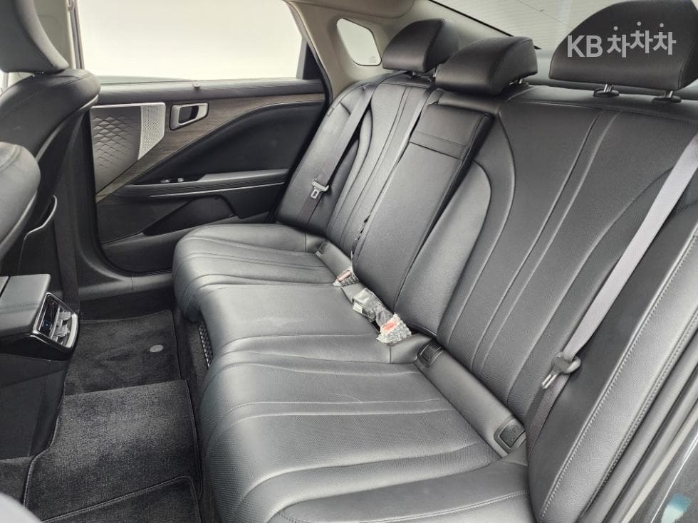 Kia K8 Hybrid1.6 Turbo Noblesse - 22