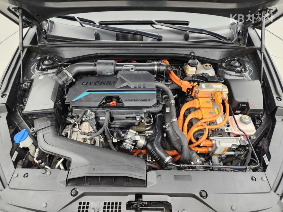 Kia K8 Hybrid1.6 Turbo Noblesse - 23