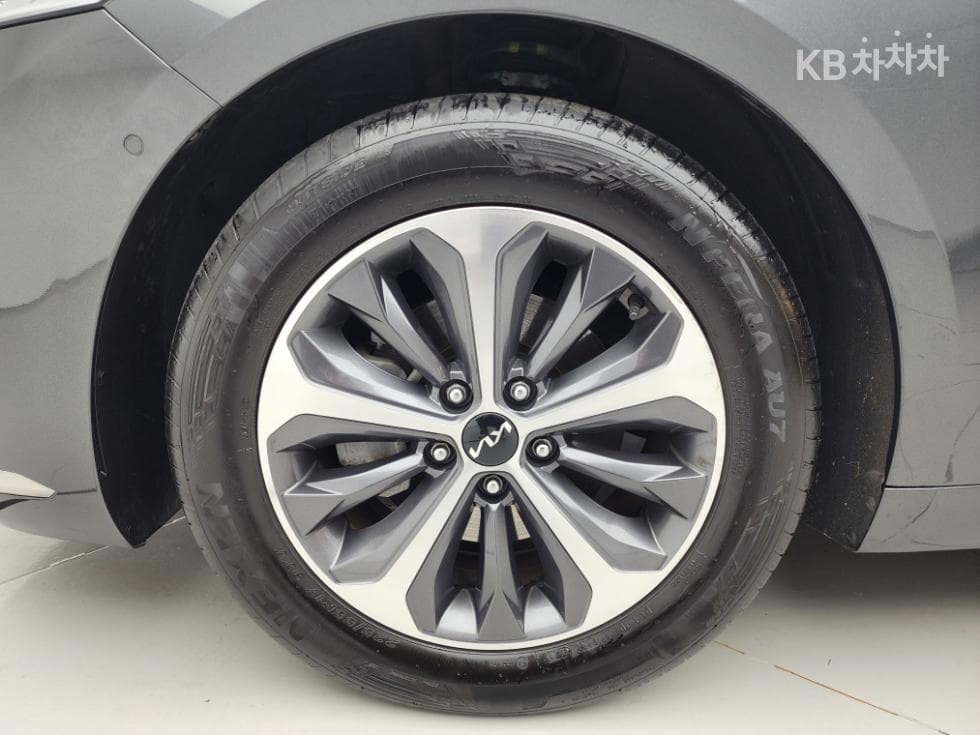 Kia K8 Hybrid1.6 Turbo Noblesse - 25