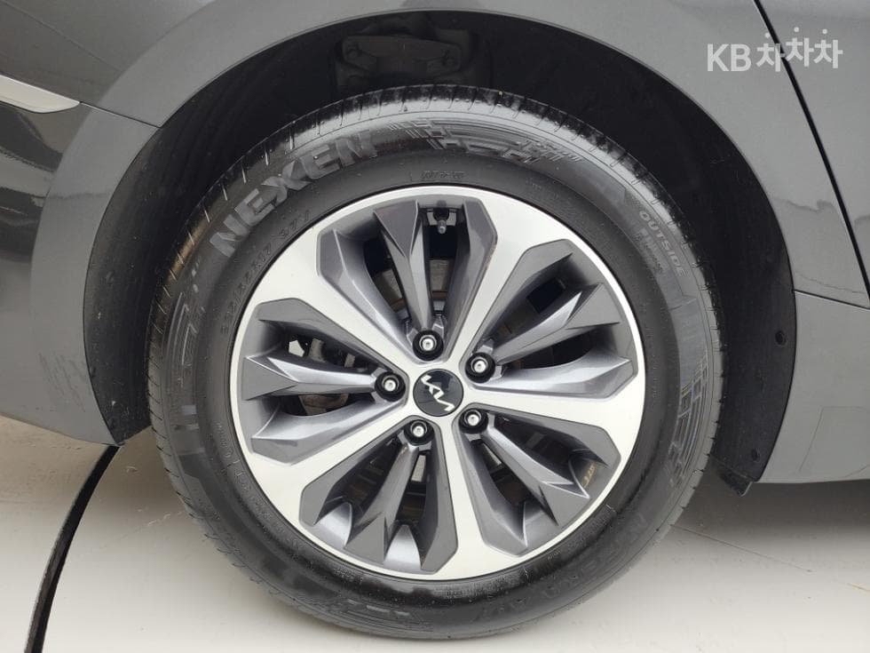 Kia K8 Hybrid1.6 Turbo Noblesse - 27