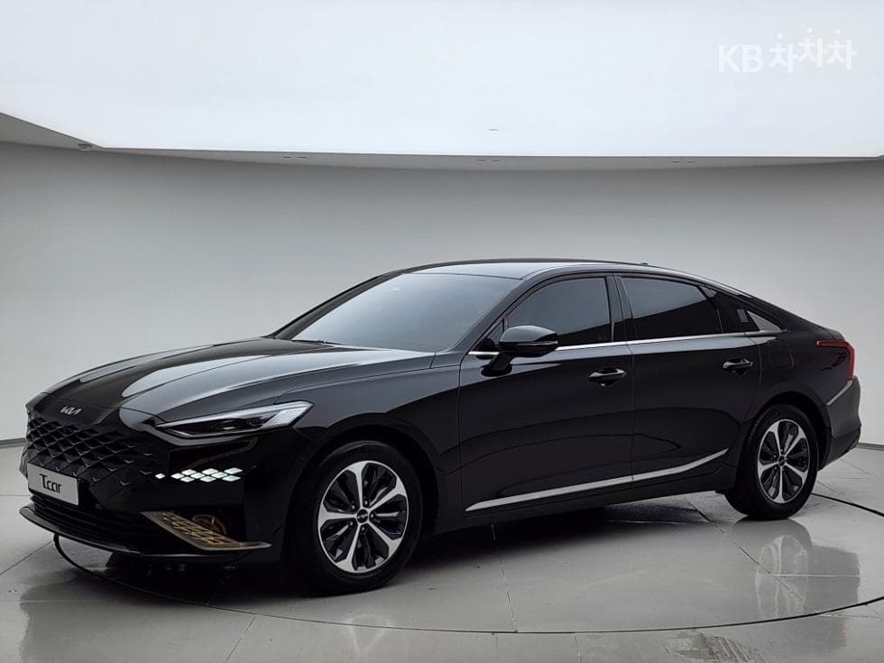 Kia K8 Hybrid 1.6 Turbo Noblesse - Image 1
