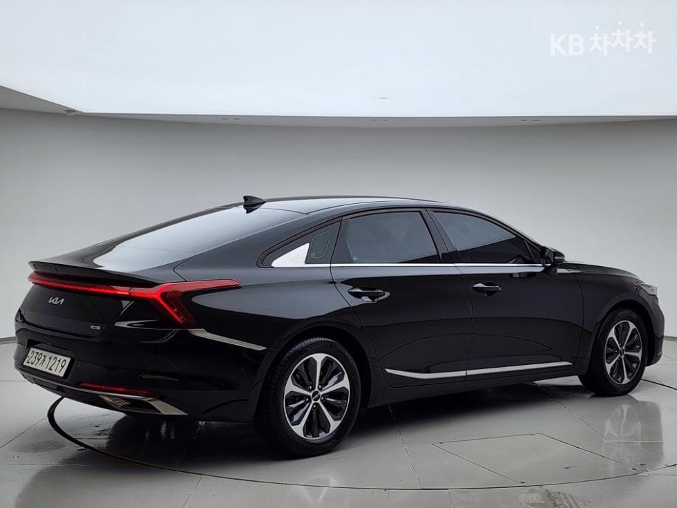 Kia K8 Hybrid1.6 Turbo Noblesse - 3