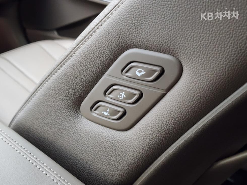 Kia K8 Hybrid1.6 Turbo Noblesse - 20