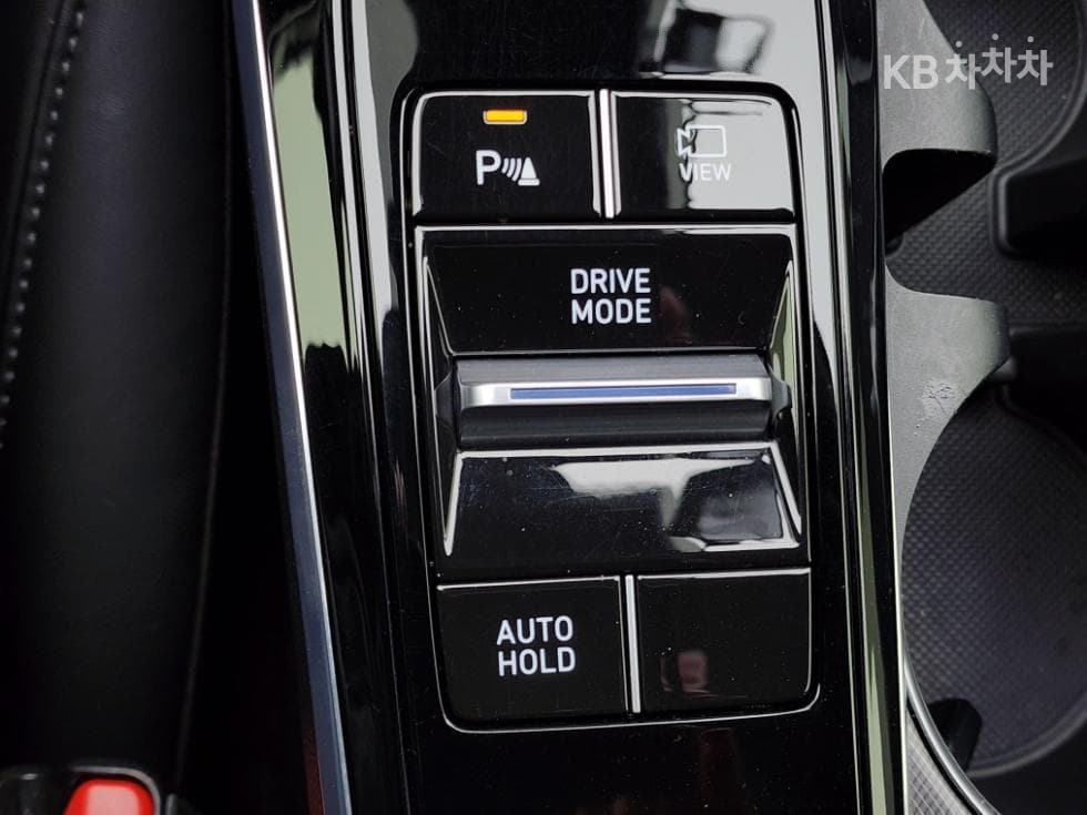 Hyundai Sonata (DN8)2.0 Premium Plus - 11