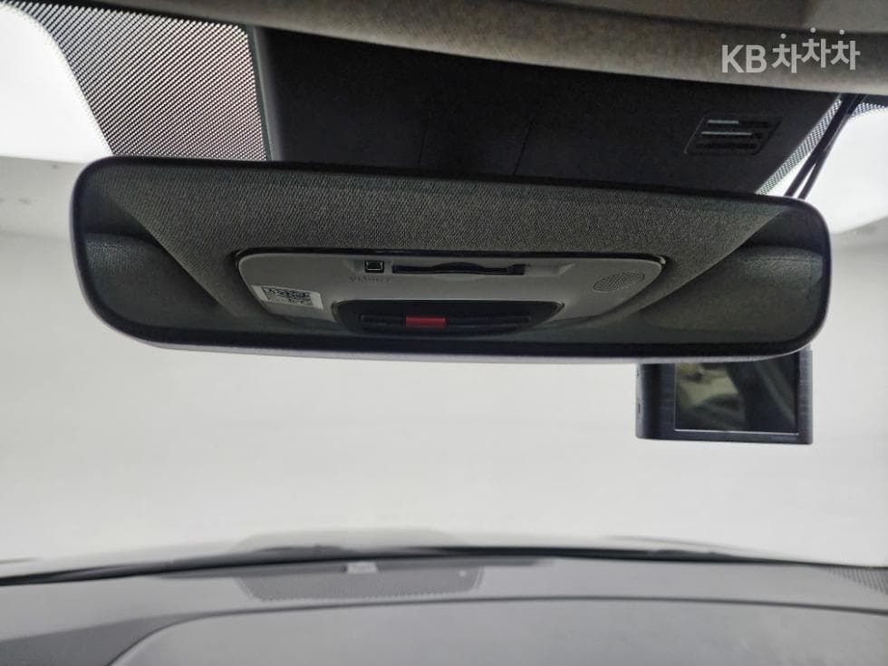 Hyundai Sonata (DN8)2.0 Premium Plus - 12