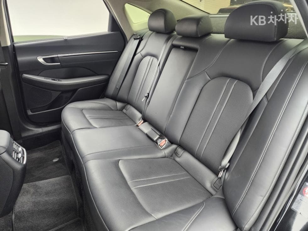 Hyundai Sonata (DN8)2.0 Premium Plus - 20