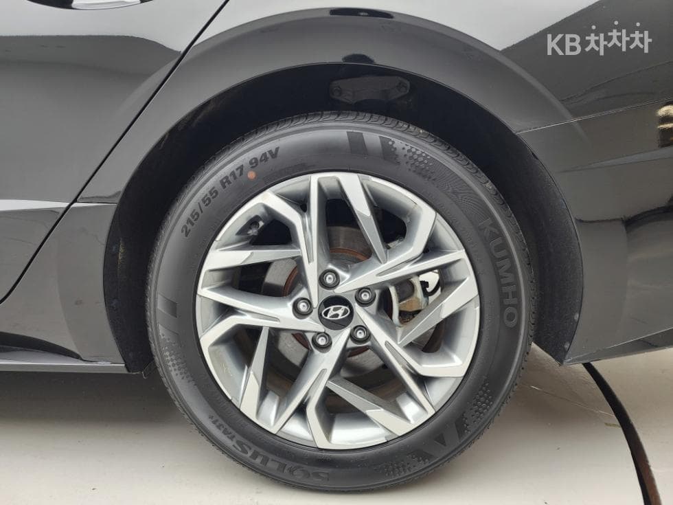 Hyundai Sonata (DN8)2.0 Premium Plus - 24