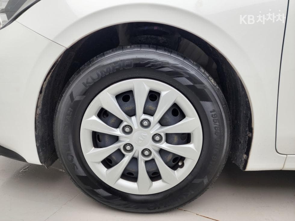 Kia All New K31.6 Gasoline Standard - 19