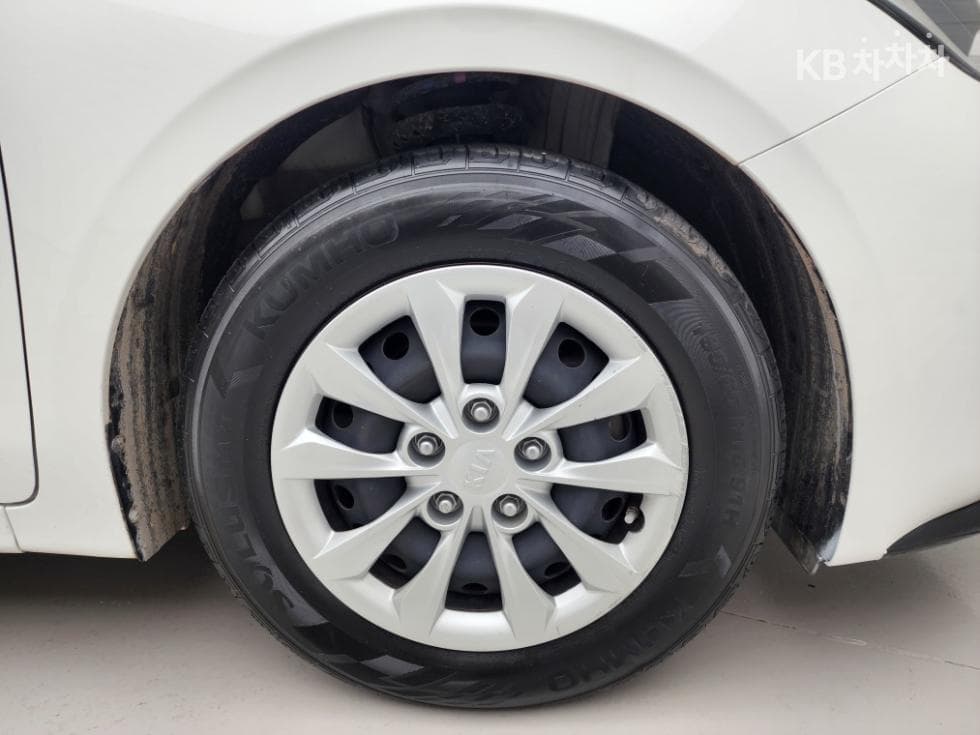 Kia All New K31.6 Gasoline Standard - 22