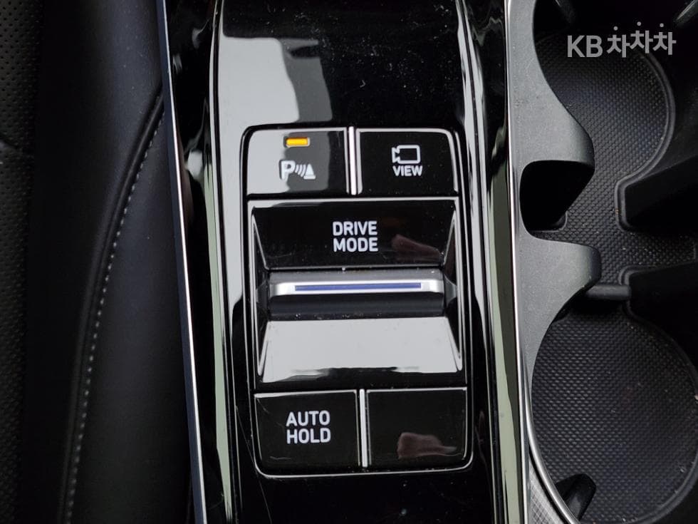 Hyundai Sonata (DN8)2.0 Premium Plus - 11