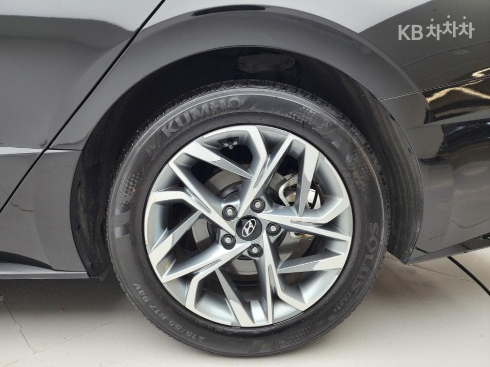 Hyundai Sonata (DN8)2.0 Premium Plus - 25