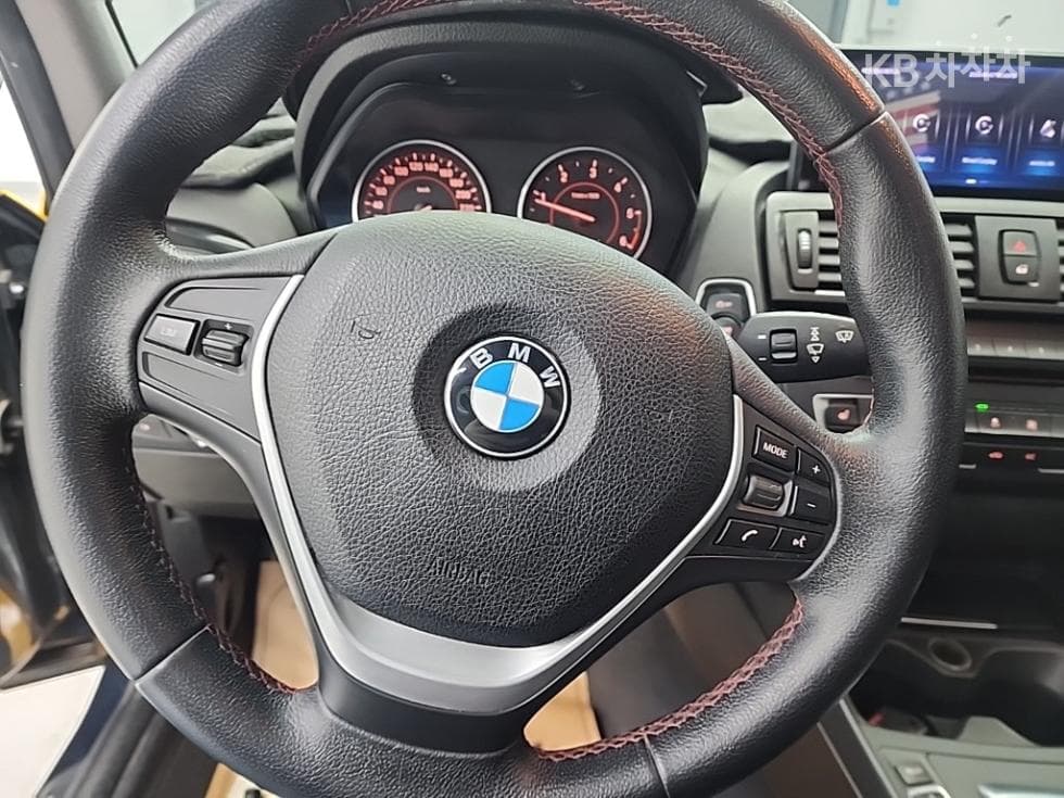 BMW Нов1시리즈118d 스포츠 라Местен F20 - 9
