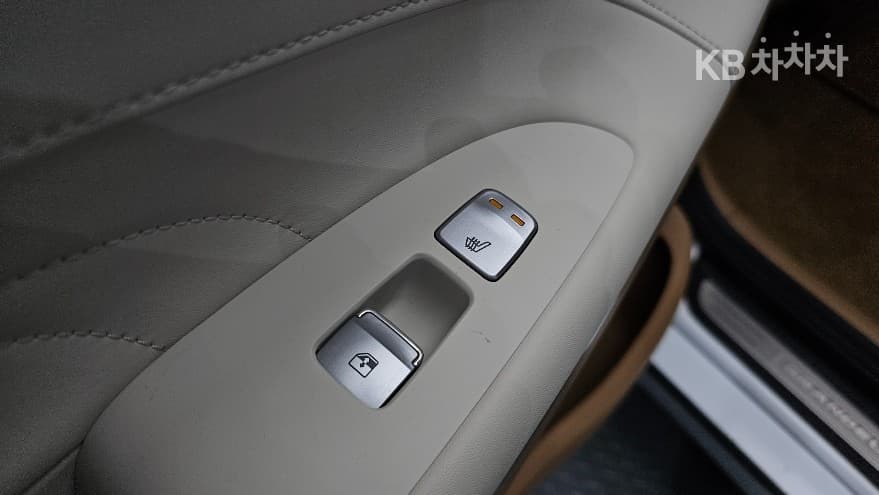 Hyundai The New (facelift) Grandeur (Azera)3.3 Calligraphy - 19