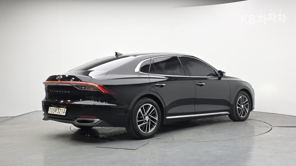 Hyundai The New (facelift) Grandeur (Azera)2.5 Premium 초이스 - 2