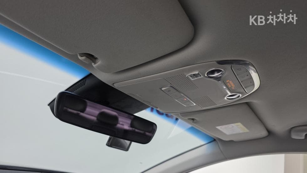 Hyundai The New (facelift) Grandeur (Azera)2.5 Premium 초이스 - 13