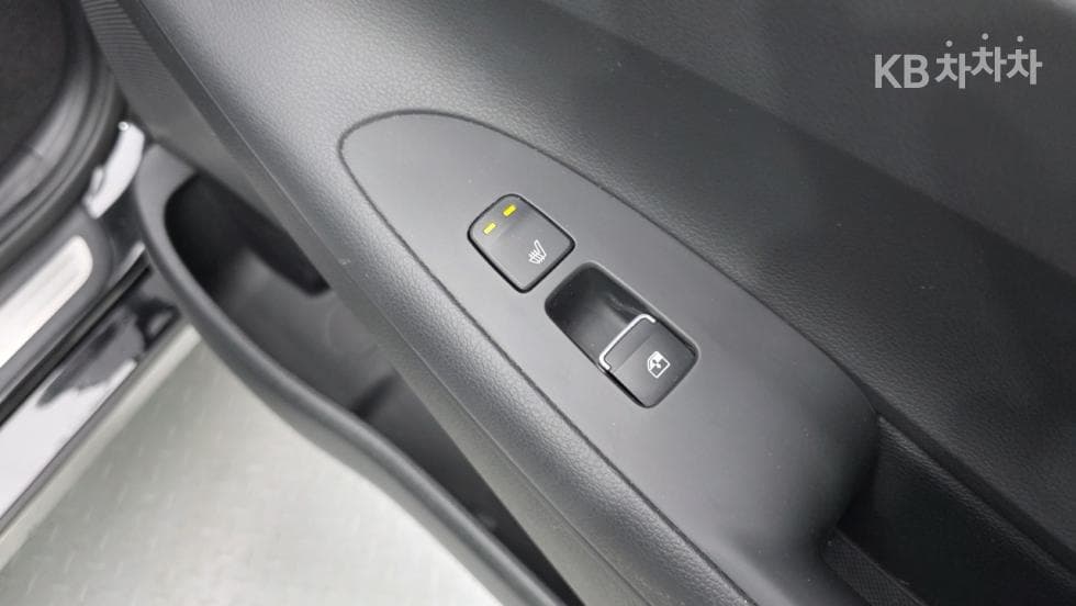 Hyundai The New (facelift) Grandeur (Azera)2.5 Premium 초이스 - 15