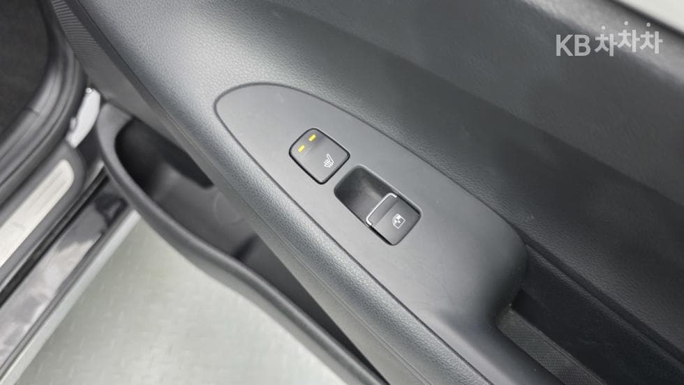 Hyundai The New (facelift) Grandeur (Azera)2.5 Premium 초이스 - 20