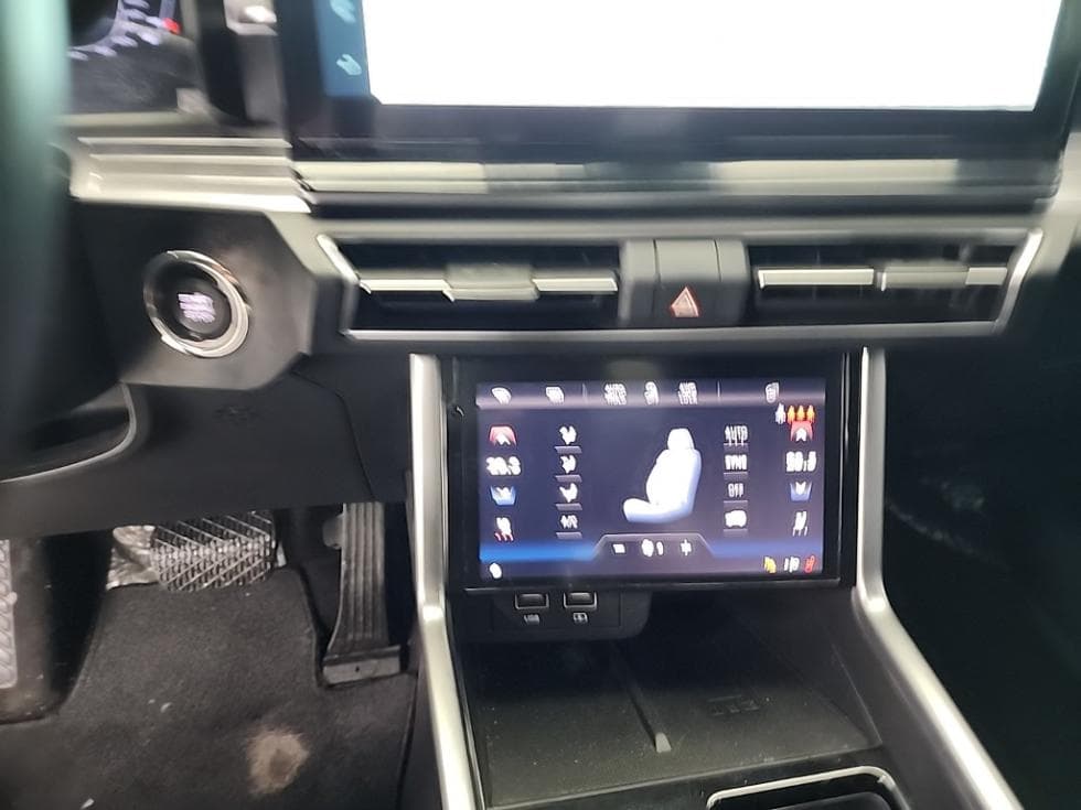 KG Mobility 토레스(J100)1.5 GDI Turbo AWD T7 - 10