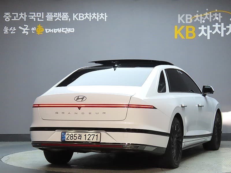 Хюндай Ди Всеново Grandeur (Azera) Хибрид1.6 Турбо Бензин Calligraphy - 2