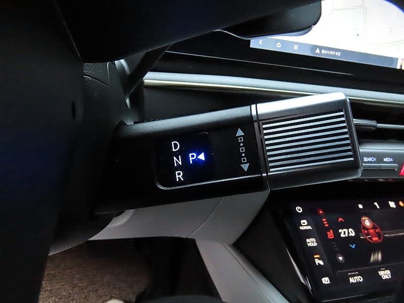 Хюндай Ди Всеново Grandeur (Azera) Хибрид1.6 Турбо Бензин Calligraphy - 9