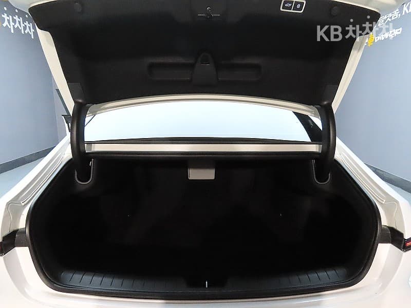 Хюндай Ди Всеново Grandeur (Azera) Хибрид1.6 Турбо Бензин Calligraphy - 19