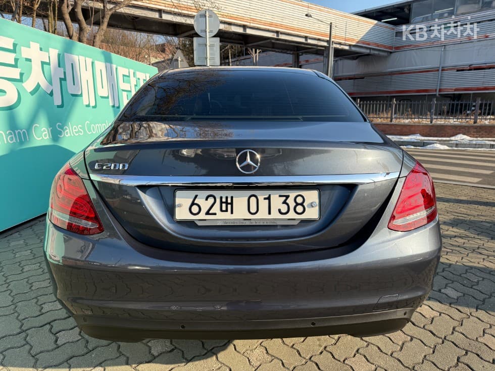 Mercedes-Benz The New (фейслифт) C-КласC200 W205 - 3