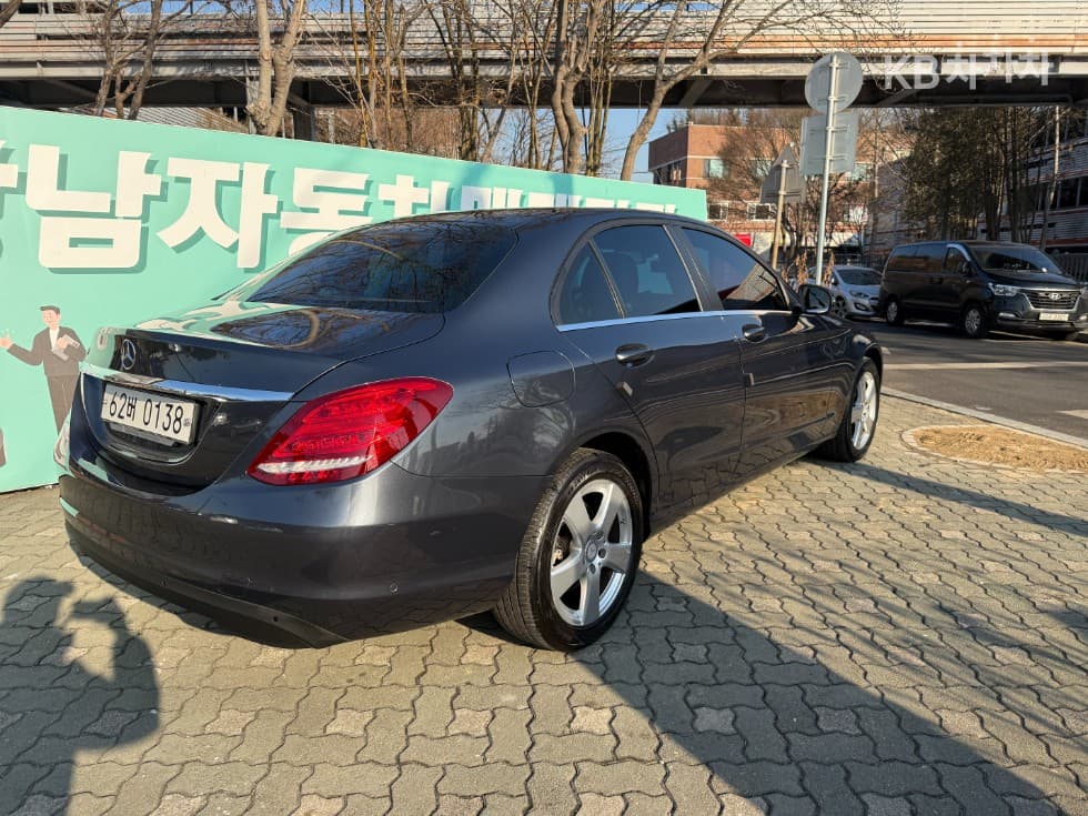 Mercedes-Benz The New (фейслифт) C-КласC200 W205 - 4