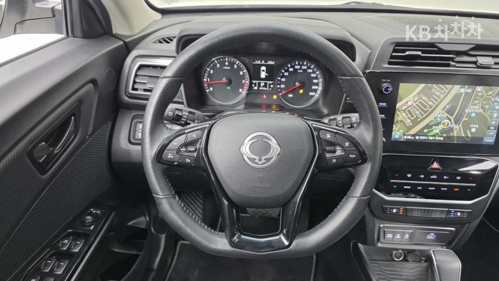 KG Mobility The New (facelift) Tivoli1.5 Turbo Gasoline Direct Injection AWD V7 - 7