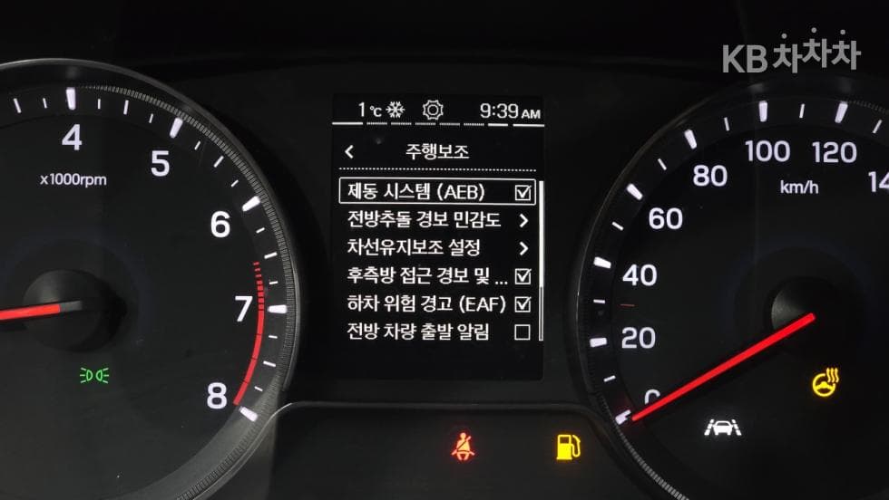 KG Mobility The New (facelift) Tivoli1.5 Turbo Gasoline Direct Injection AWD V7 - 9