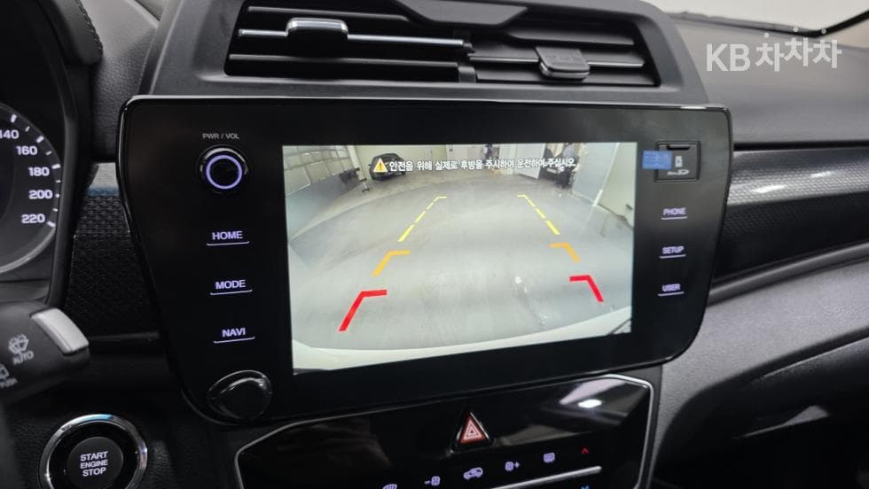 KG Mobility The New (facelift) Tivoli1.5 Turbo Gasoline Direct Injection AWD V7 - 11