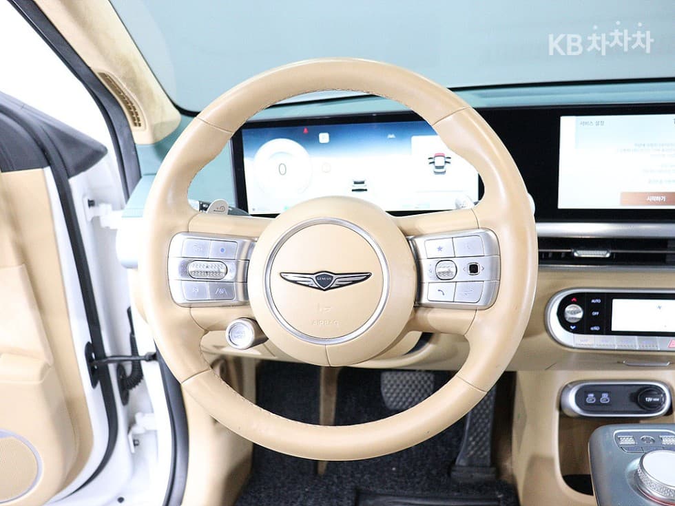 Дженезис GV60Стандартен 2WD Стандартен - 14