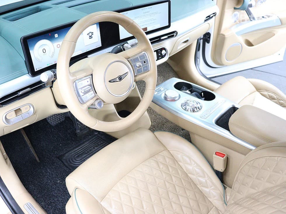 Дженезис GV60Стандартен 2WD Стандартен - 16