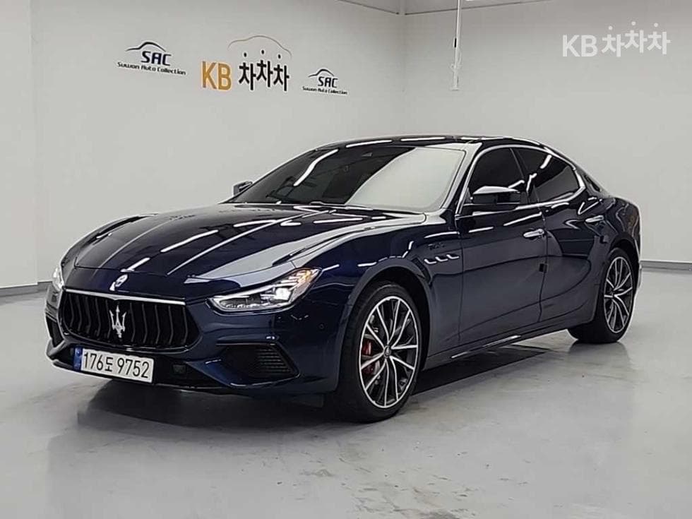 마세라티 Нов 기블리 3.0 S Q4 Modena - Image 1