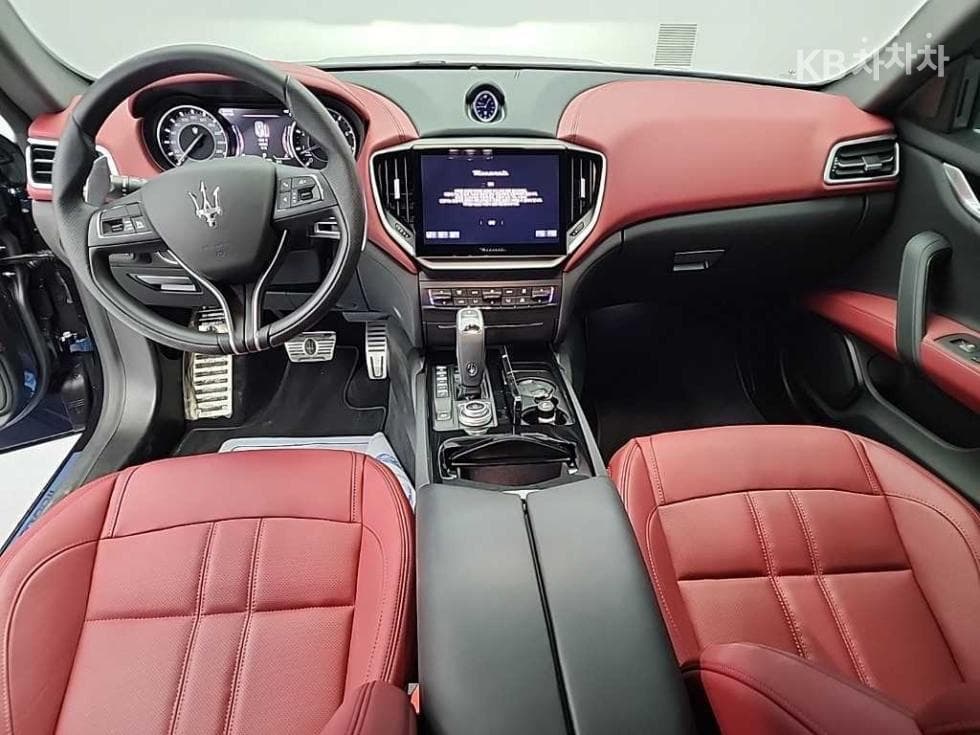 마세라티 Нов 기블리3.0 S Q4 Modena - 7