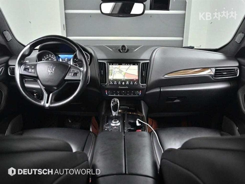 마세라티 르반떼3.0 AWD Luxury - 7