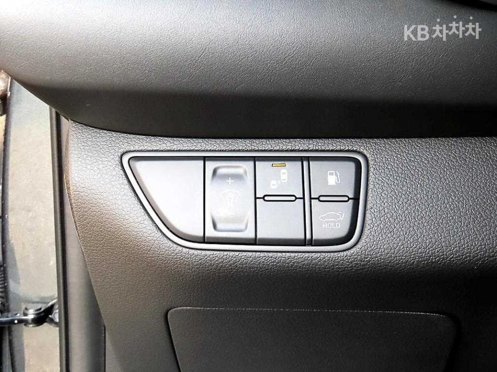 Genesis G70 SPORT3.3T SPORT AWD Prestige - 13