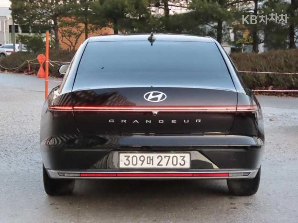 Hyundai The All New Grandeur (Azera)3.5 LPG 택시 High-end Type - 4