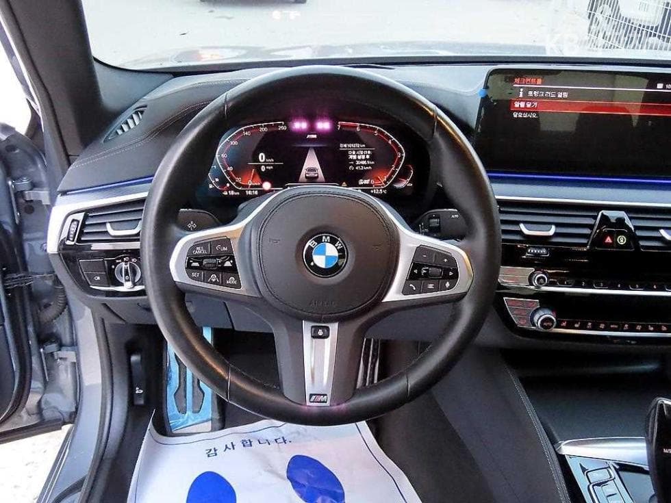 BMW 올New5 Series (G30)520i M Sport - 8