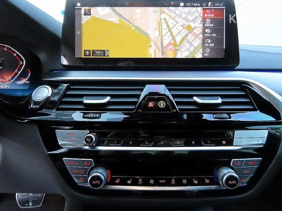 BMW 올New5 Series (G30)520i M Sport - 13