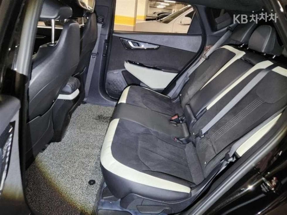 Kia EV6롱 레Seater지 4WD GT-Line - 10