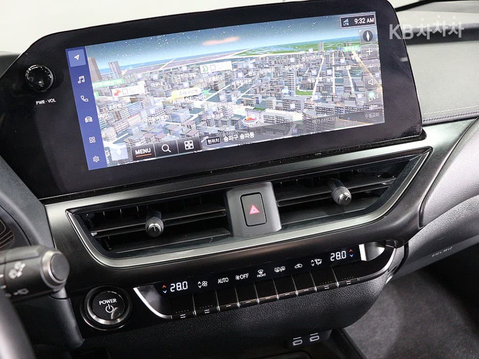 Lexus UX250h Standard - 7