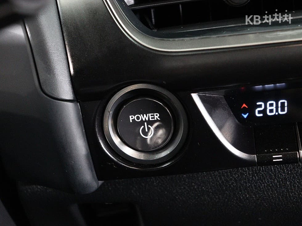 Lexus UX250h Standard - 10