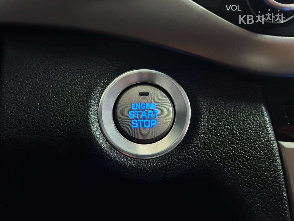 Hyundai Avante (Elantra)AD1.6 GDi Smart - 11