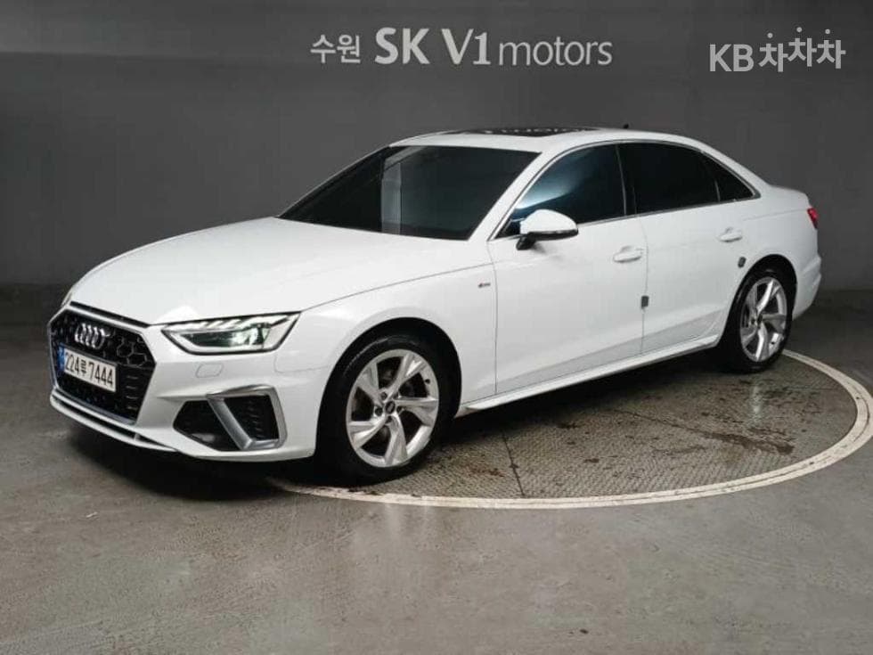 Audi A4 (B9) 35 Turbo Diesel Injection Premium - Image 1