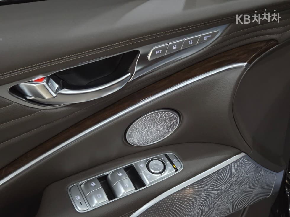 Киа 더 K93.8 GDI AWD 플래티넘Ⅱ - 15