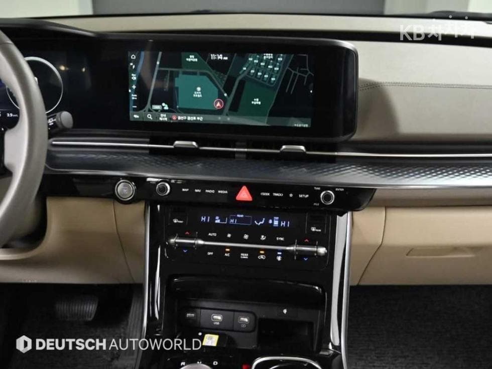 Kia Carnival 4th generationHigh Limousine (Carnival) D2.2 9-seater Signature - 14