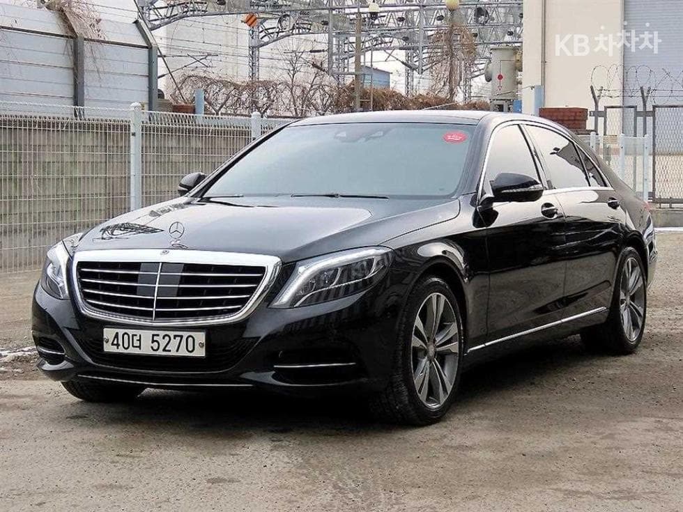 Mercedes-Benz New S-Class S400L 4MATIC - Image 1