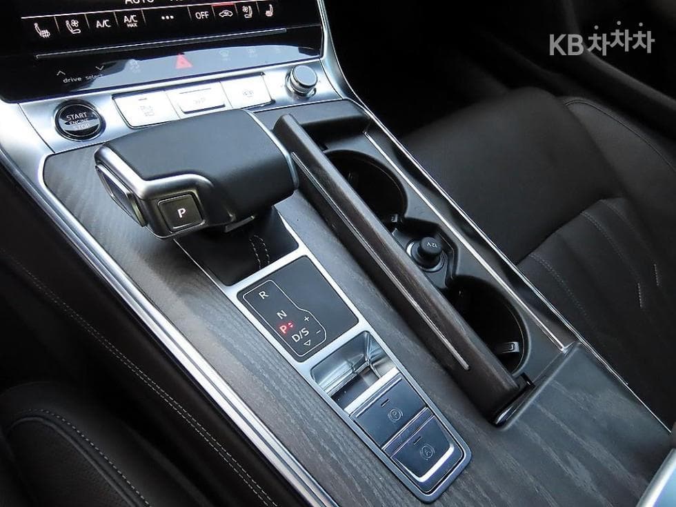 Audi A7(4K8)50 Turbo Diesel Injection Quattro Premium - 11