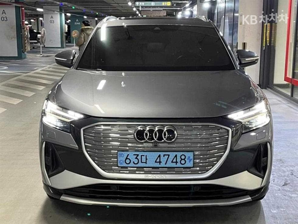Ауди Q4 e-tron40 Premium - 2